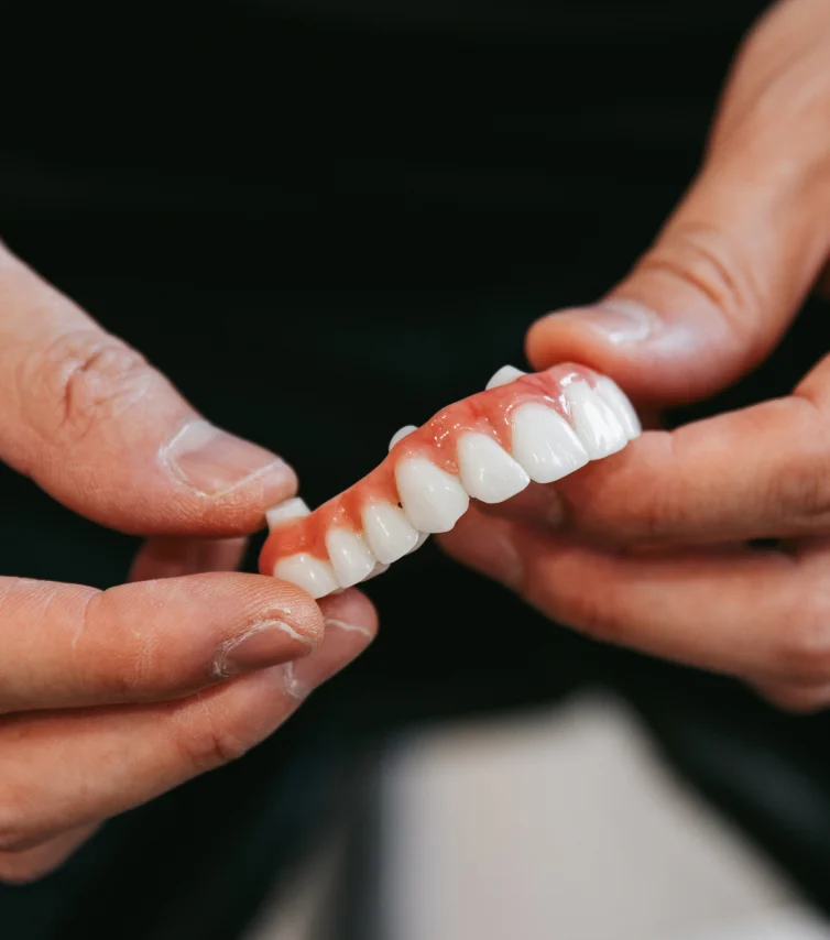 All-Teeth-On-4 at Smile Lounge