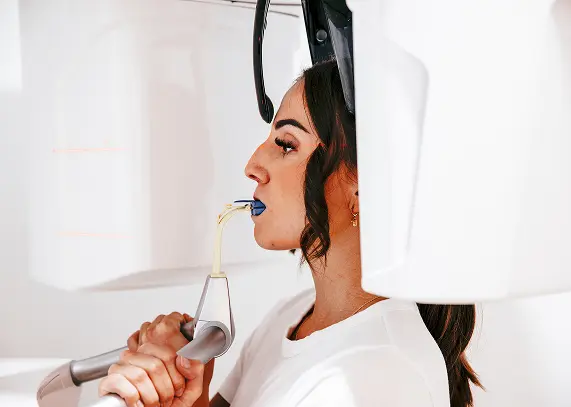 CBCT and OPG dental imaging at Smile Lounge