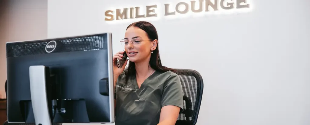 Contact the Smile Lounge dental team in Narre Warren